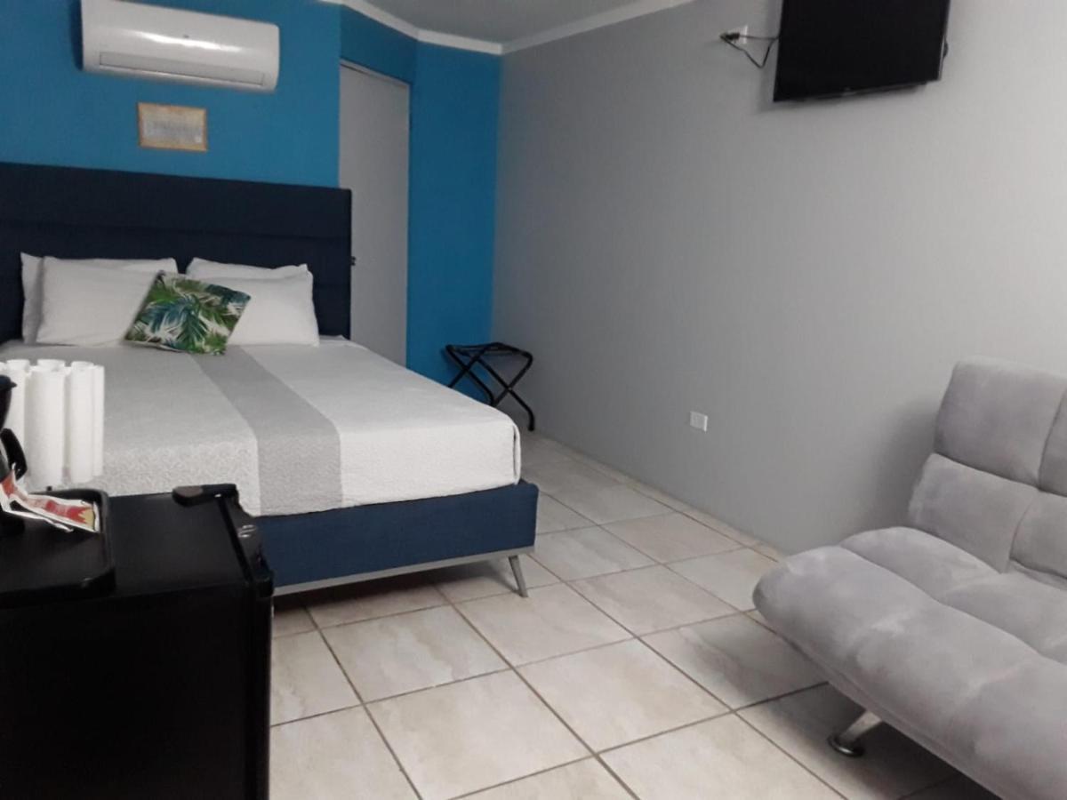 Mi Tierra Hotel Cabo Rojo Bagian luar foto